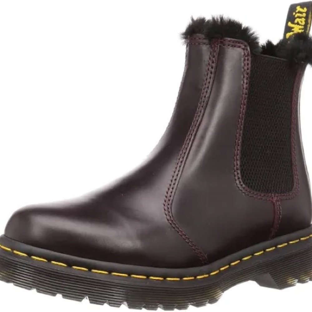 Doc marten’s Women's 2976 Leonore Chelsea Boots burgundy OXblood color 6.5